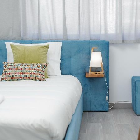 Oporto Guest Isac Garden W/ Parking Apartment บีลาโนวาเดกายา ภายนอก รูปภาพ