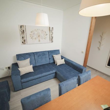 Oporto Guest Isac Garden W/ Parking Apartment บีลาโนวาเดกายา ภายนอก รูปภาพ