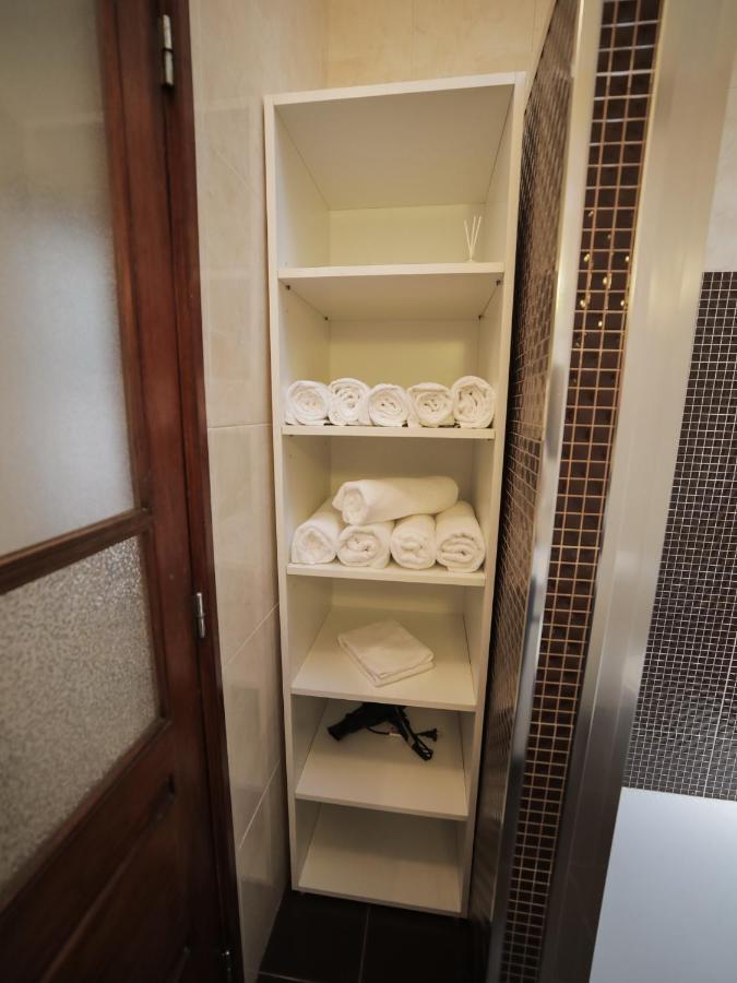 Oporto Guest Isac Garden W/ Parking Apartment บีลาโนวาเดกายา ภายนอก รูปภาพ
