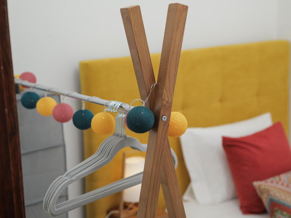 Oporto Guest Isac Garden W/ Parking Apartment บีลาโนวาเดกายา ภายนอก รูปภาพ
