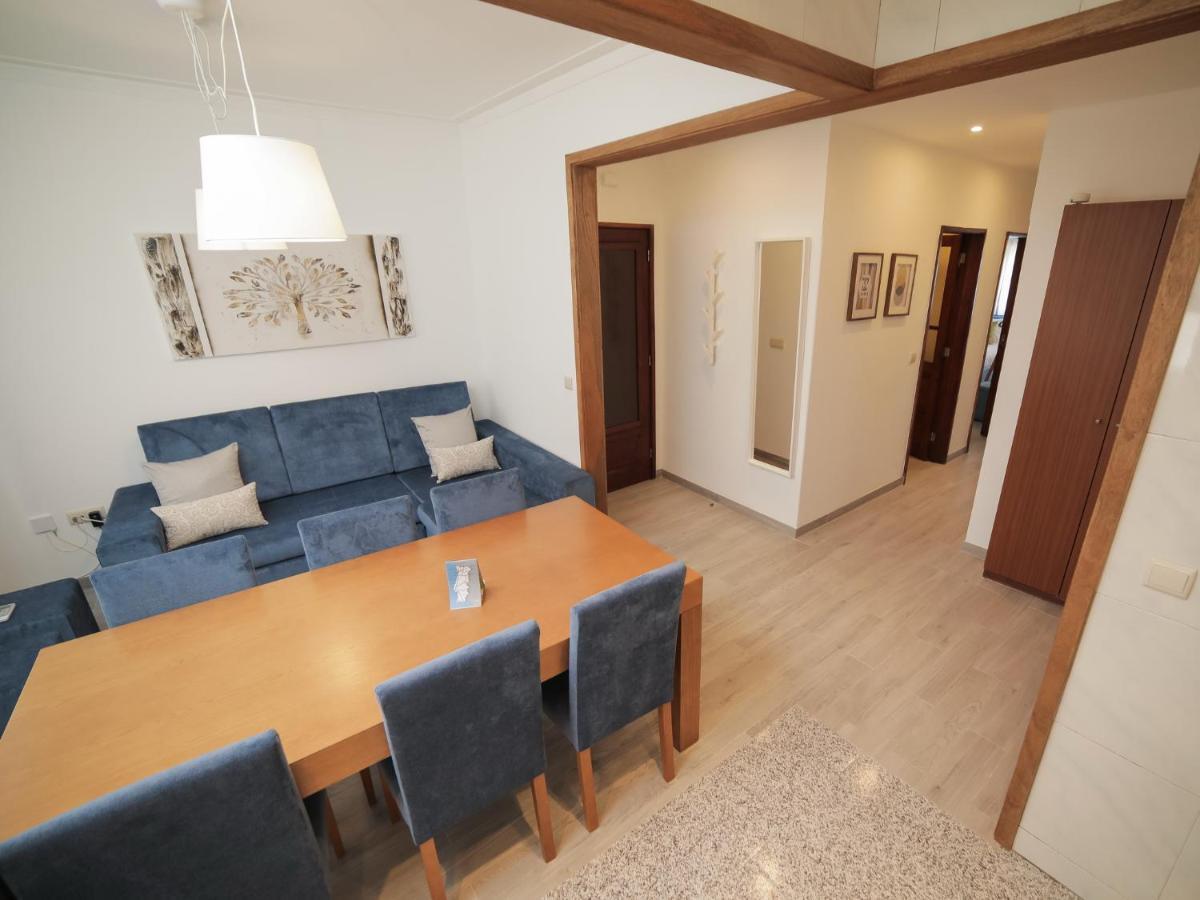 Oporto Guest Isac Garden W/ Parking Apartment บีลาโนวาเดกายา ภายนอก รูปภาพ